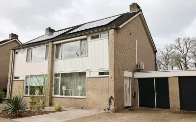 Tussenwoning te koop: Robijnstraat 15, Dorp Boekelo Enschede
