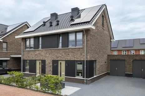 Tussenwoning te koop: Robijnstraat 22A, Bornsestraat en omgeving Zuid Almelo