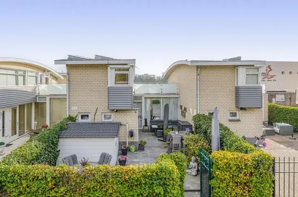 Terraced house for sale: Rochus Meeuwiszweg 61, Noord Meeuwenoord Brielle