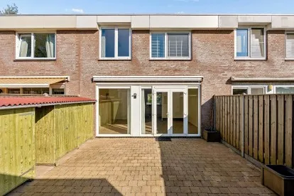 Tussenwoning te koop: Rockanjestraat 4, Stedenwijk Midden-west Almere