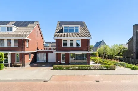 Hoekwoning te koop: Rode Kruislaan 30, Dorp oost 'S-Gravenzande