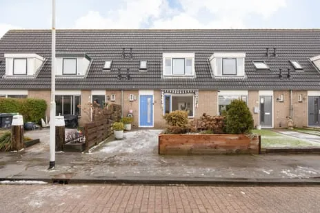 Tussenwoning te koop: Rode Klaver 101, Duinterpen Sneek