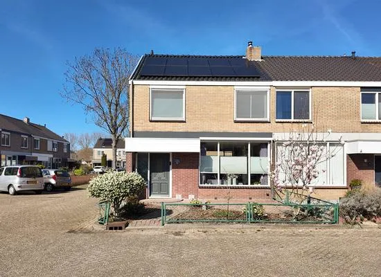 Hoekwoning te koop: Rode Kruisstraat 8, Torenveld Zevenbergen