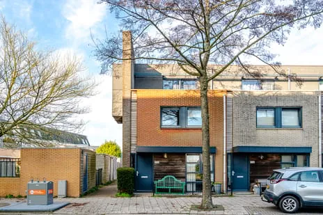Corner house for sale: Rode Ring 226, Waterrijk Assendelft