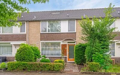 Tussenwoning te koop: Rode Zee 20, Peldersveld West Zaandam