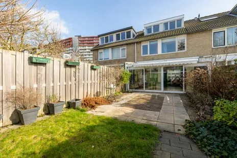 Tussenwoning te koop: Rode Zee 9, Peldersveld West Zaandam