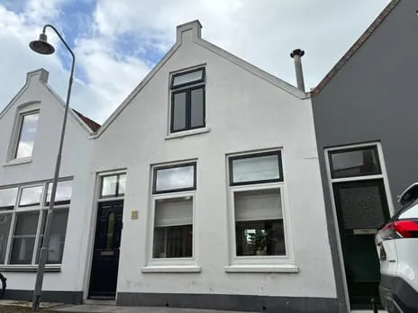 Tussenwoning te koop: Rodedorp 35, Zierikzee binnen de vesten Zierikzee