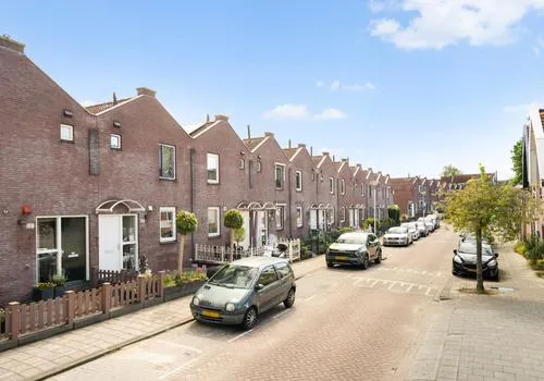 Tussenwoning te koop: Rodenburgstraat 50A, Overschie Rotterdam