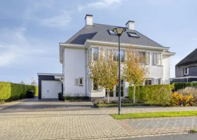 Twee-onder-één-kap te koop: Roderveld 26, Buitenhof Lelystad