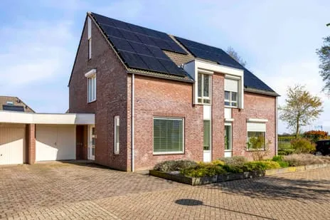 Tussenwoning te koop: Roedje Ghielenstraat 11, Beringe-centrum Beringe