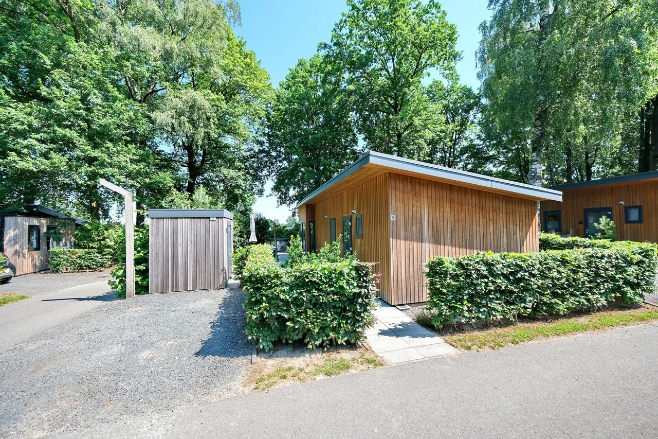 Vrijstaande woning te koop: Roekelseweg 48R-10, Wekerom