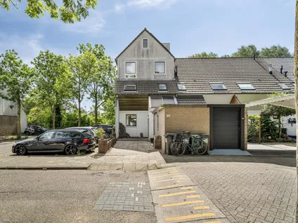 Hoekwoning te koop: Roekenbos 108, Hoofddorp Overbos Noord Hoofddorp