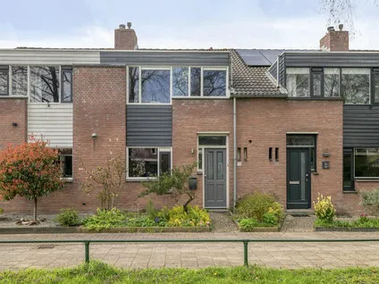 Tussenwoning te koop: Roelingsbeek 13, Aa-landen-Oost Zwolle