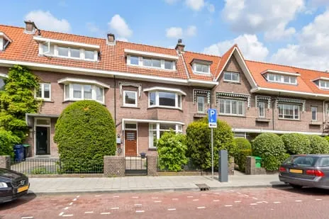 Tussenwoning te koop: Roelofsstraat 38, Van Hoytemastraat e.o. 'S-Gravenhage