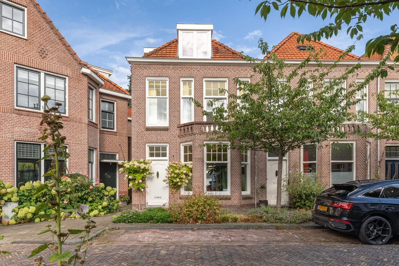 Hoekwoning te koop: Roemer Visscherstraat 6, Alkmaar
