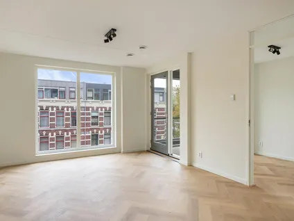 Appartement te koop: Roentgenstraat 129, Feijenoord Rotterdam