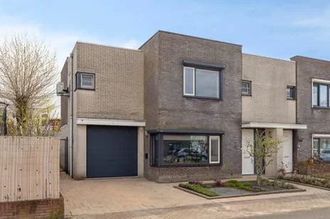 Twee-onder-één-kap te koop: Roerdomp 24, Othene Terneuzen
