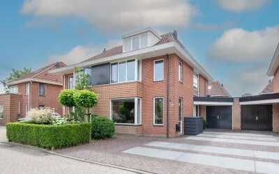 Tussenwoning te koop: Roerdomp 28, Wijde Klaver Oost Spanbroek