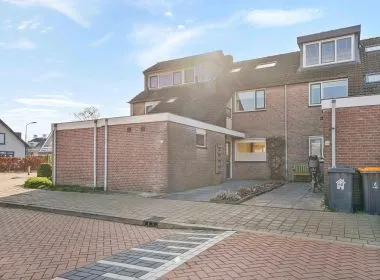 Tussenwoning te koop: Roerdomp 44, Welgelegen Kockengen