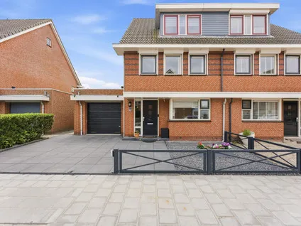 Twee-onder-één-kap te koop: Roerdomp 50, Nieuw-Lekkerland-Dorp Nieuw-Lekkerland
