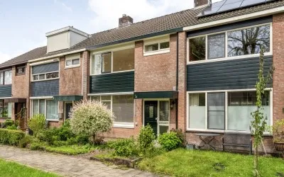 Tussenwoning te koop: Roerdomplaan 5, Wolfsbos Hoogeveen