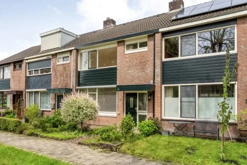 Tussenwoning te koop: Roerdomplaan 5, Wolfsbos Hoogeveen