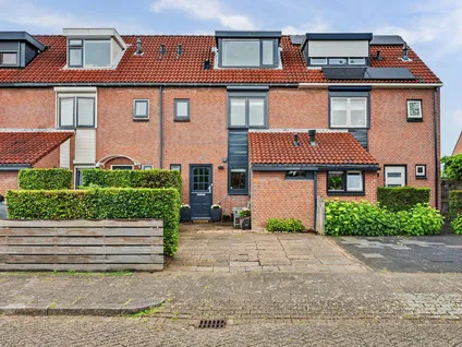 Tussenwoning te koop: Roerdompweg 40, Oud-Beijerland Zoomwijck Oud-Beijerland