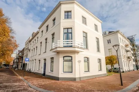 Appartement te koop: Roermondsplein 38-1, Weverstraat Arnhem