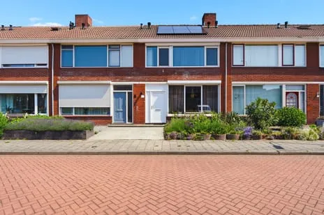 Tussenwoning te koop: Roerstraat 6, Schoonenburg - Groot Abeele Oost-Souburg