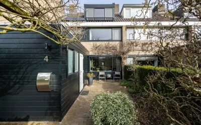 Tussenwoning te koop: Roggeland 4, Groenhouten Leusden