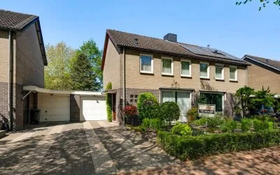 Tussenwoning te koop: Roggelseweg 8, Helden-centrum Helden