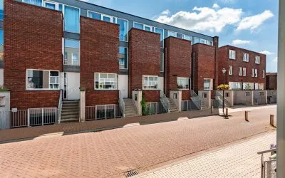 Terraced house for sale: Roggestraat 20, Binnenstad Apeldoorn