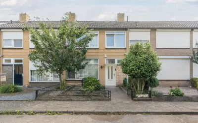 Tussenwoning te koop: Roggeveenstraat 6, Veghel Zuid 2 Veghel