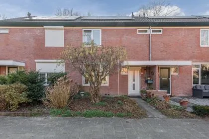 Tussenwoning te koop: Roghorst 185, Wageningen