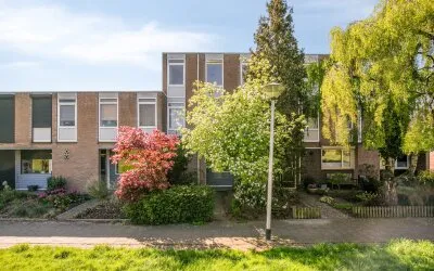 Tussenwoning te koop: Rogstraat 6, Helmond