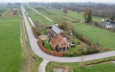 Vrijstaande woning te koop: Rohelsterweg 12, Verspreide huizen Buitenpost Buitenpost