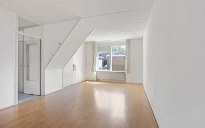 Tussenwoning te koop: Rolderbrink 205, Bargeres Emmen