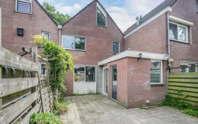 Tussenwoning te koop: Rolderbrink 70, Bargeres Emmen