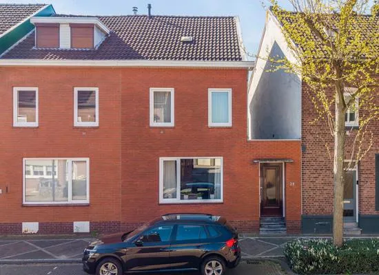 Tussenwoning te koop: Rolduckerstraat 28, Kerkrade-Centrum Kerkrade