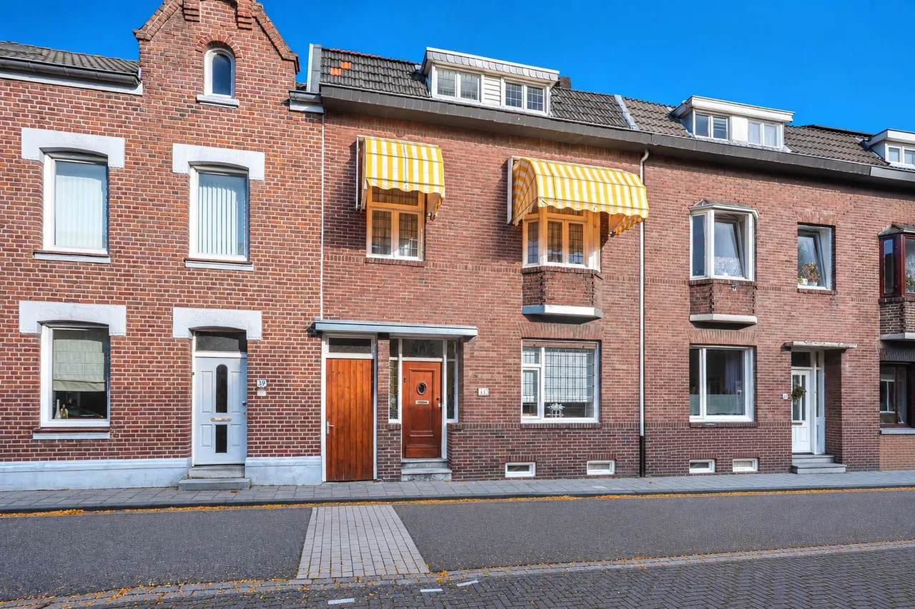 Tussenwoning te koop: Rolduckerstraat 41, Kerkrade