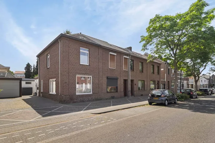 Hoekwoning te koop: Rolduckerstraat 80, Holz Kerkrade