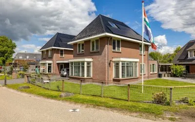 Twee-onder-één-kap te koop: Rollen 4A, Ruischerbrug Groningen
