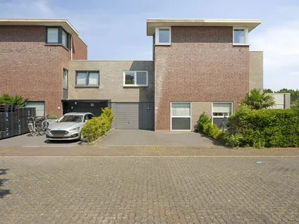 Terraced house for sale: Romeinse Weg 42, Limbrichterveld Sittard