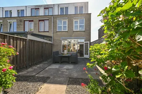 Hoekwoning te koop: Romerostraat 38, Middelveldsche Akerpolder Amsterdam