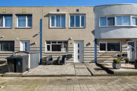 Tussenwoning te koop: Rommepad 16, Rotterdam