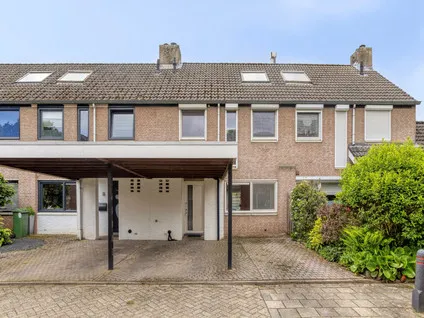 Tussenwoning te koop: Romulushof 6, Daalhof Maastricht