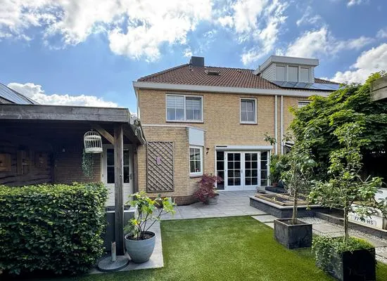 Hoekwoning te koop: Rondeel 34, Klundert Klundert