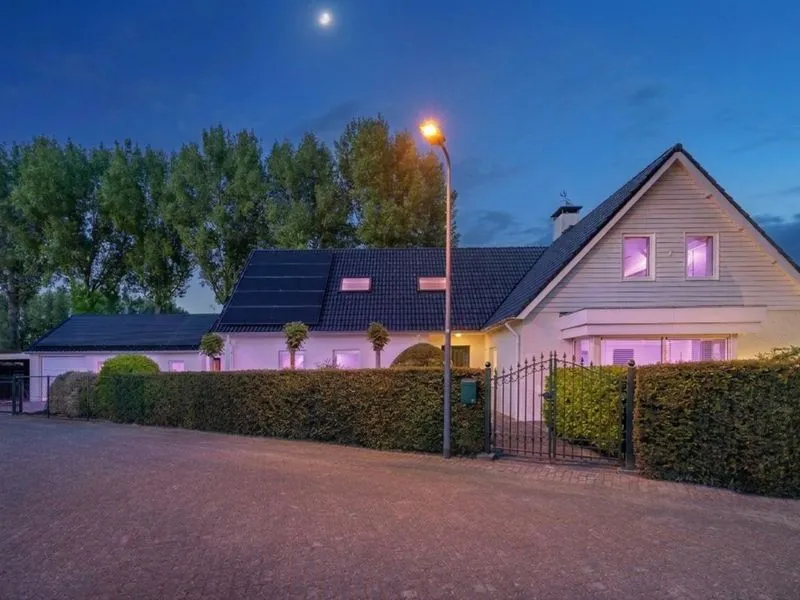 Vrijstaande woning te koop: Rondeweg 4, 'S-Hertogenbosch
