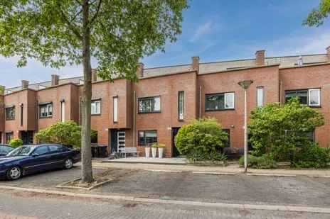 Tussenwoning te koop: Rondostraat 83, Wagenzicht Hellevoetsluis