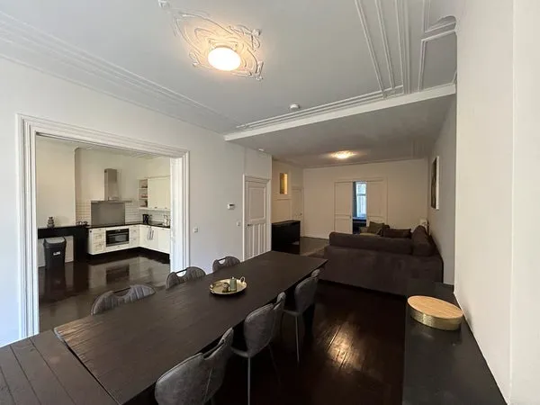 Huurwoning: Roo-Valkstraat in Rotterdam - €2.535 per maand